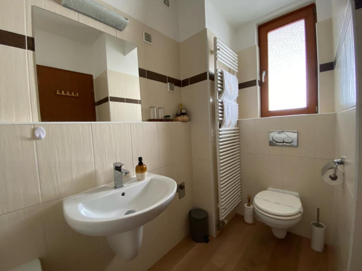 Lovag8 Apartment Будапеща Екстериор снимка