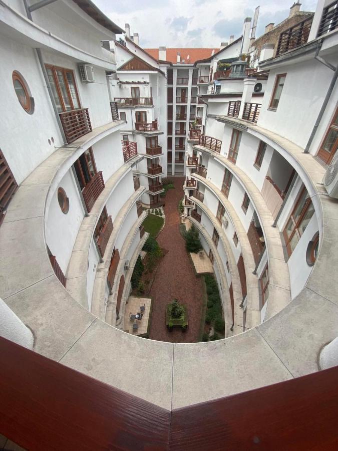 Lovag8 Apartment Будапеща Екстериор снимка