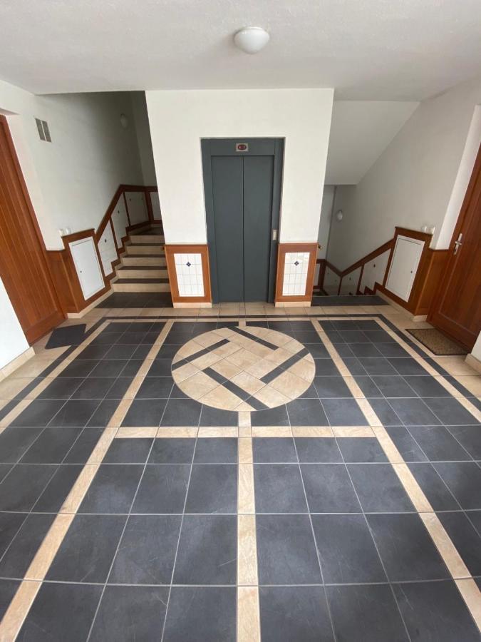 Lovag8 Apartment Будапеща Екстериор снимка